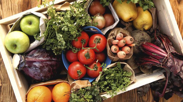Powerful Nutrients and Foods That Fight Cancer