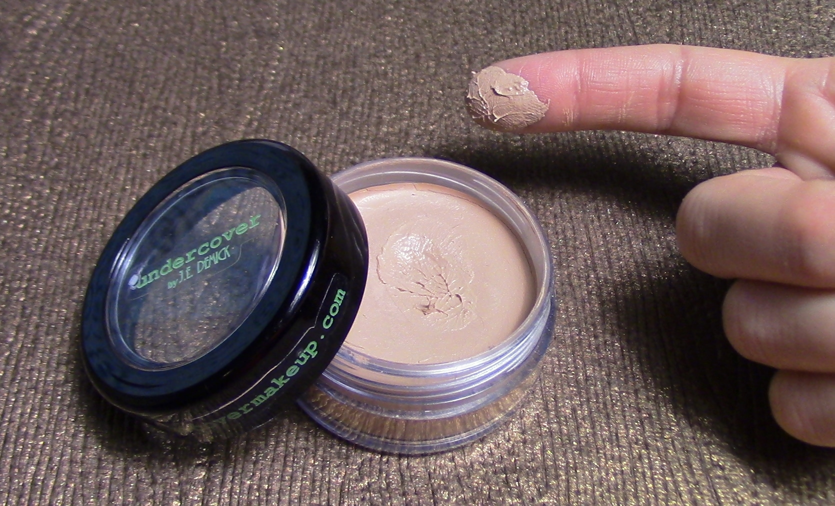 Creamy foundation