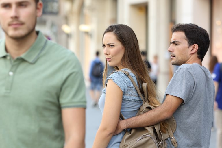 Attracts Men to Women