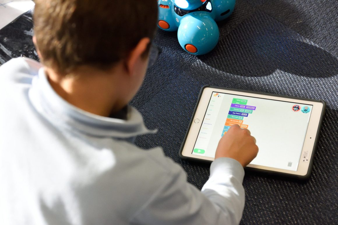 23 Best Coding Apps for Kids in 2026