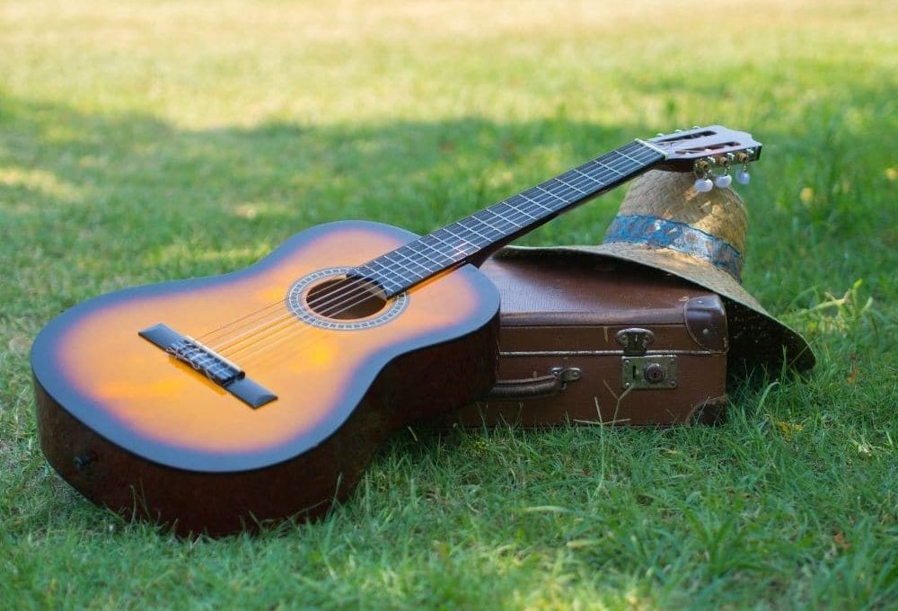 Best Travel Guitars