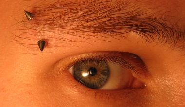 Different Types of Eyebrow Piercing