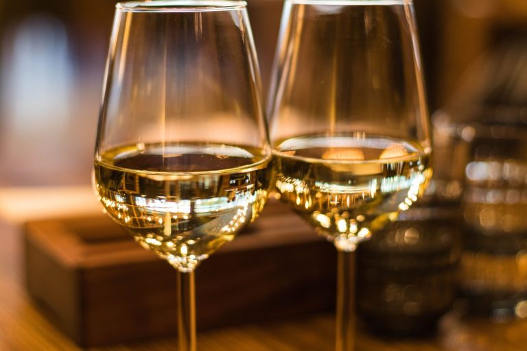 Can You Drink Two Different Types of Wine at the Same Time
