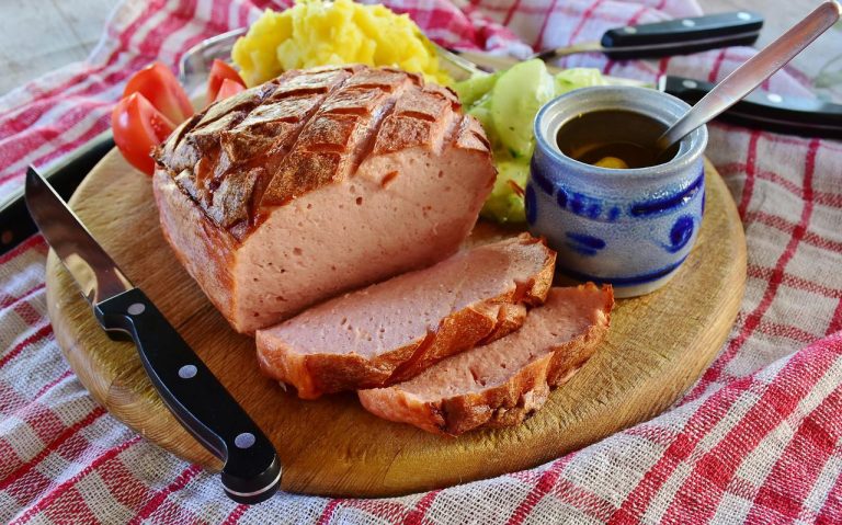 Substitutes for Breadcrumbs in Meatloaf