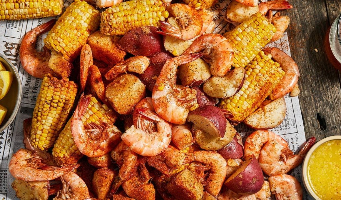 What to Serve With Low Country Boil