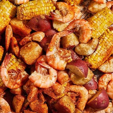 What to Serve With Low Country Boil