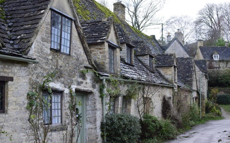 english cottage decorating ideas
