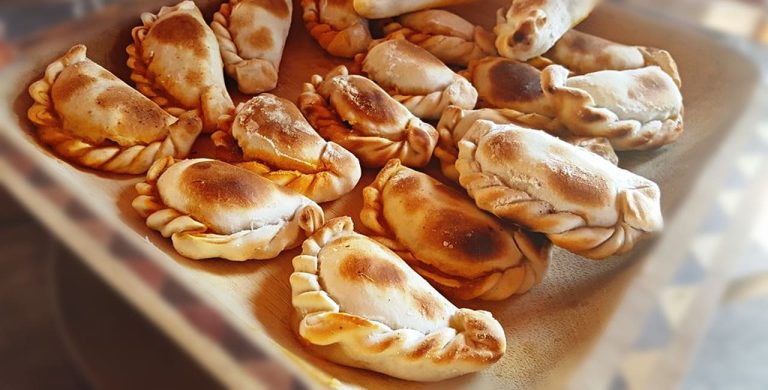 What to Serve With Empanadas