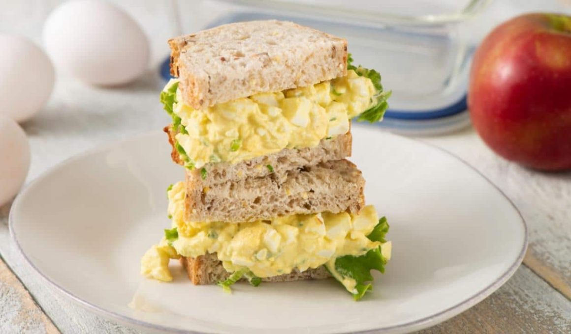 What to Serve With Egg Salad Sandwiches