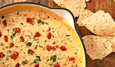 What to Serve With Queso Dip