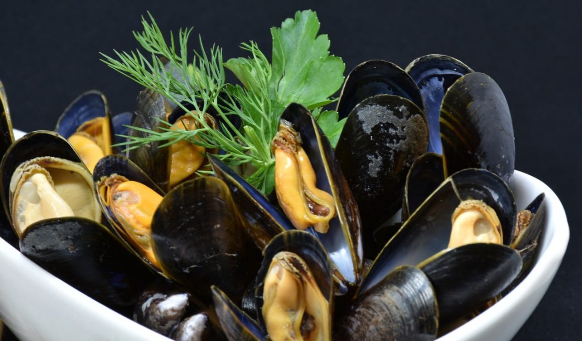 What To Serve With Mussels