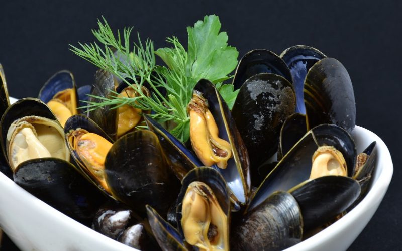 What To Serve With Mussels