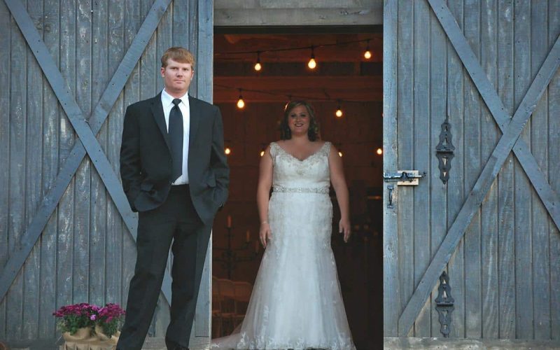 What to Wear to a Barn Wedding