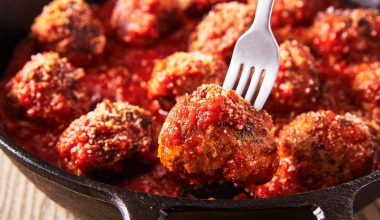 What to Serve With Italian Meatballs