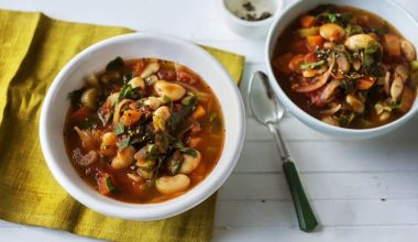 What to Serve With Vegetable Soup