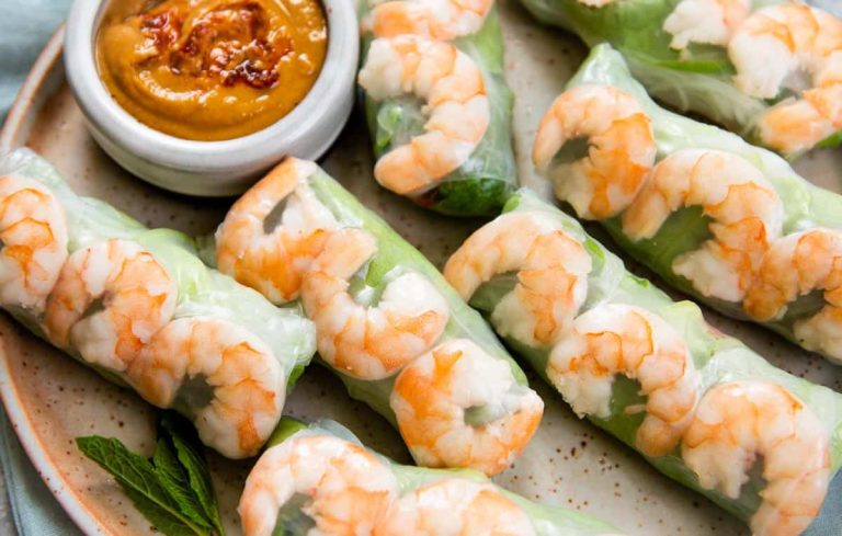 What to Serve With Vietnamese Spring Rolls