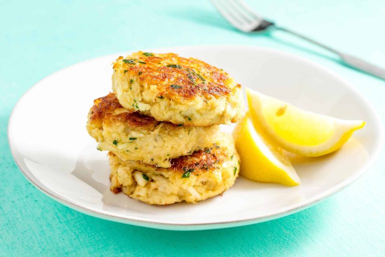 What to Serve with Crab Cakes