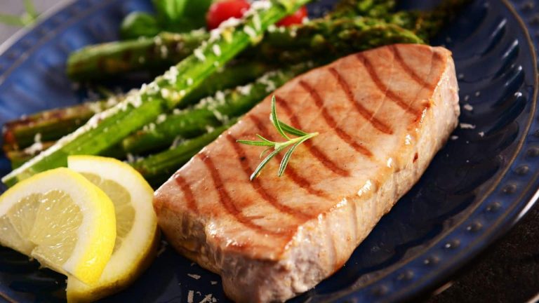 What to Serve With Tuna Steak