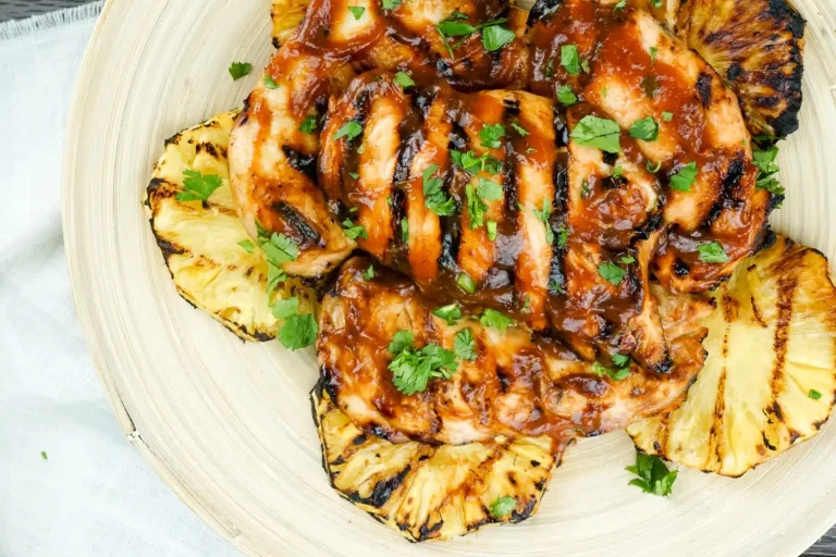 What to Serve With Grilled Pineapple Chicken