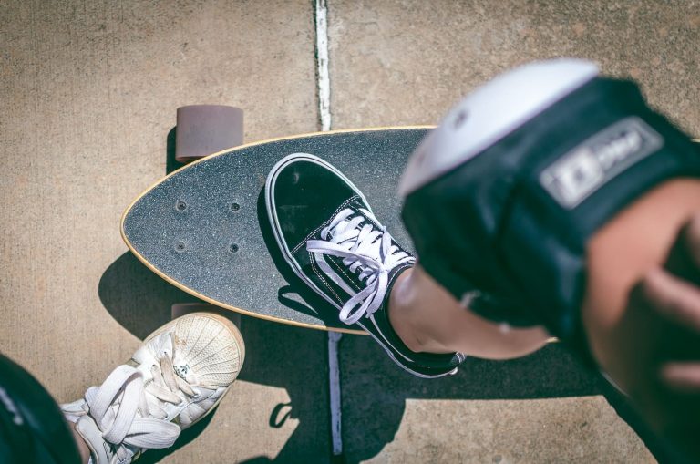 Shoes Similar to Vans
