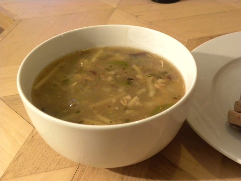 What to Serve with Chicken Soup