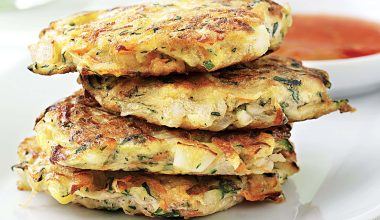What to Serve With Fritters