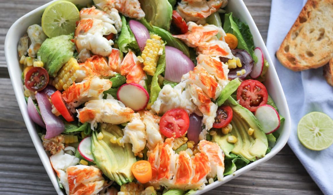 What to Serve With Lobster Salad