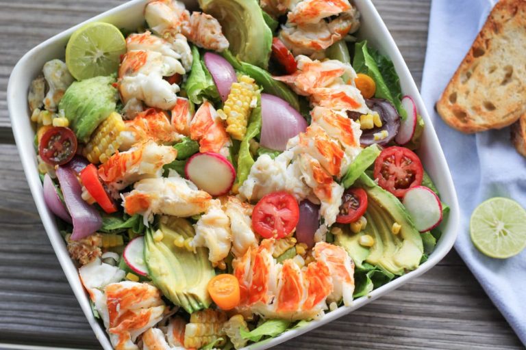 What to Serve With Lobster Salad