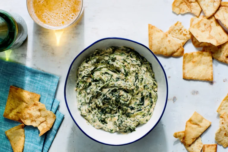 What to Serve With Spinach Dip