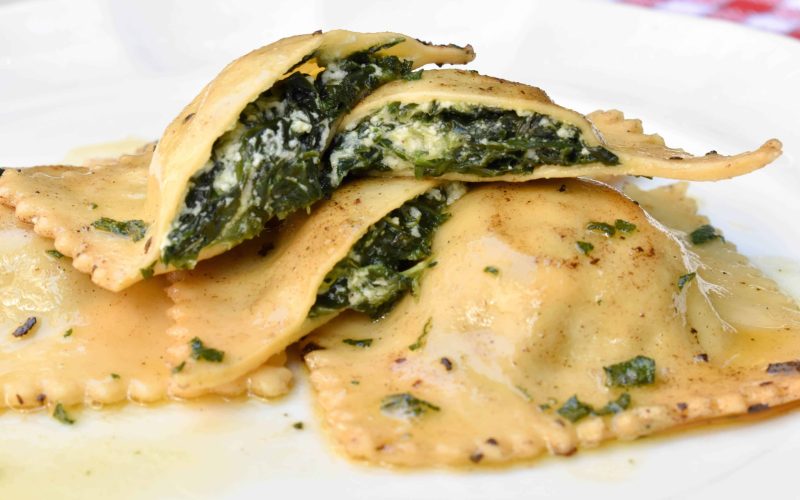 What to Serve With Spinach Ravioli