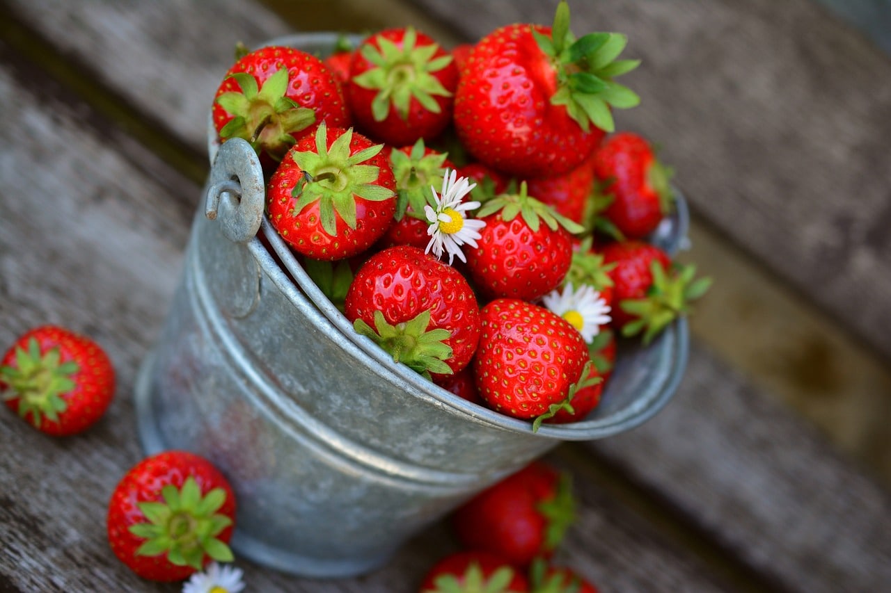 Strawberry - What Fruit Contains Alcohol