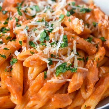 What to Serve With Vodka Sauce Pasta