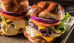 What to Serve With Wagyu Burgers