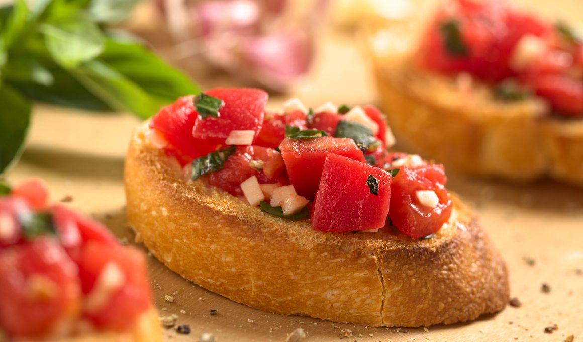 What to Serve With Bruschetta