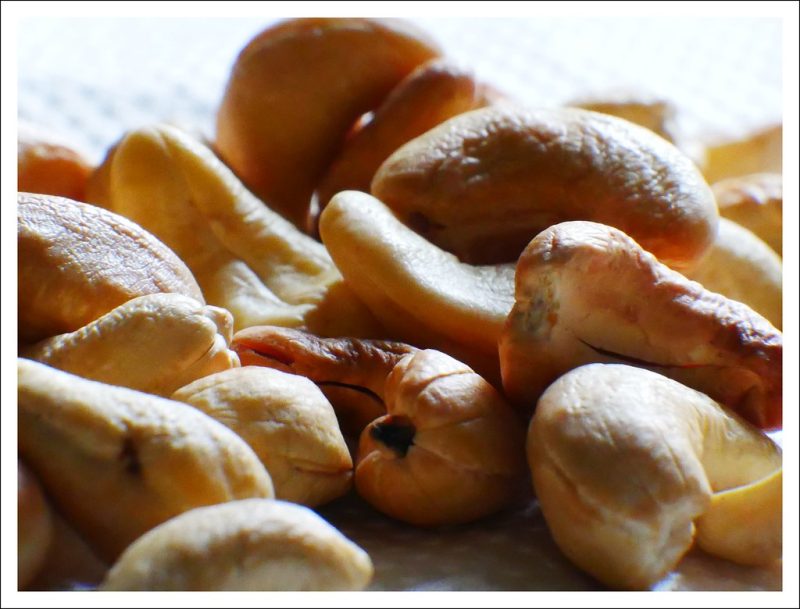 17 Different Types of Edible Nuts (With Pictures)