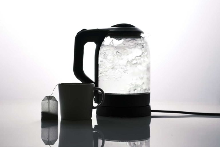 How to Clean Electric Kettle