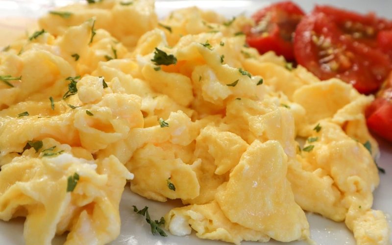 How Many Calories in Two Scrambled Eggs