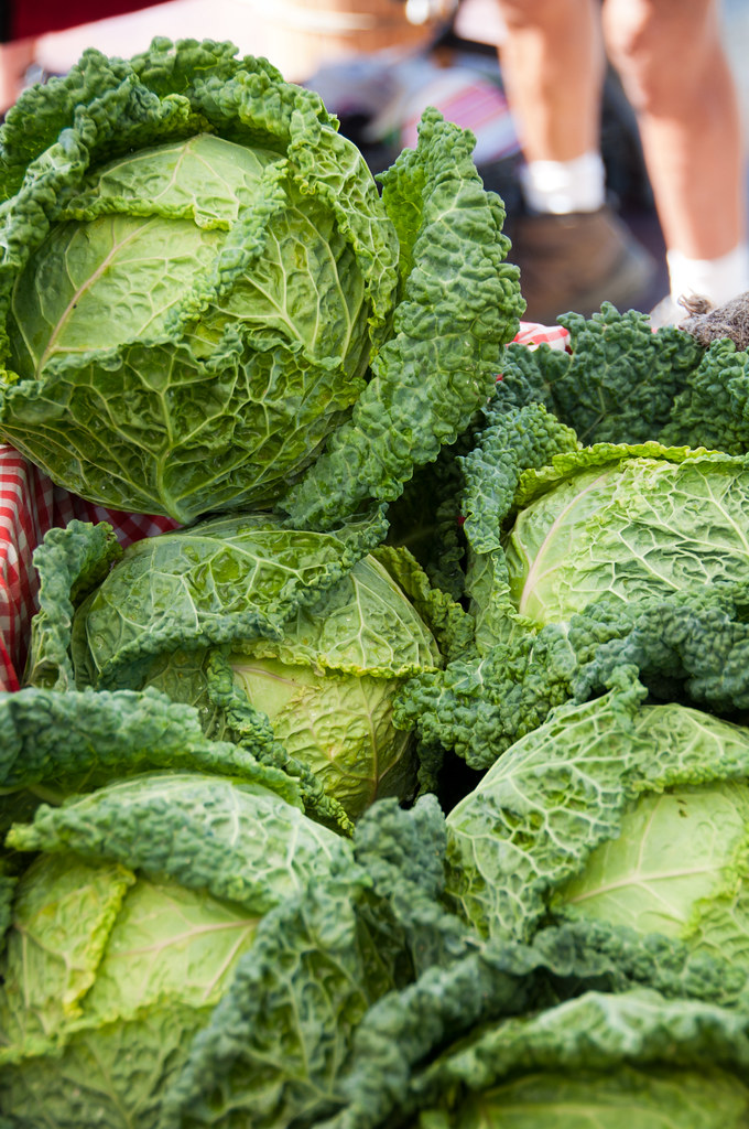 Savoy Cabbage - Fruit Juices That Are Good for Digestion