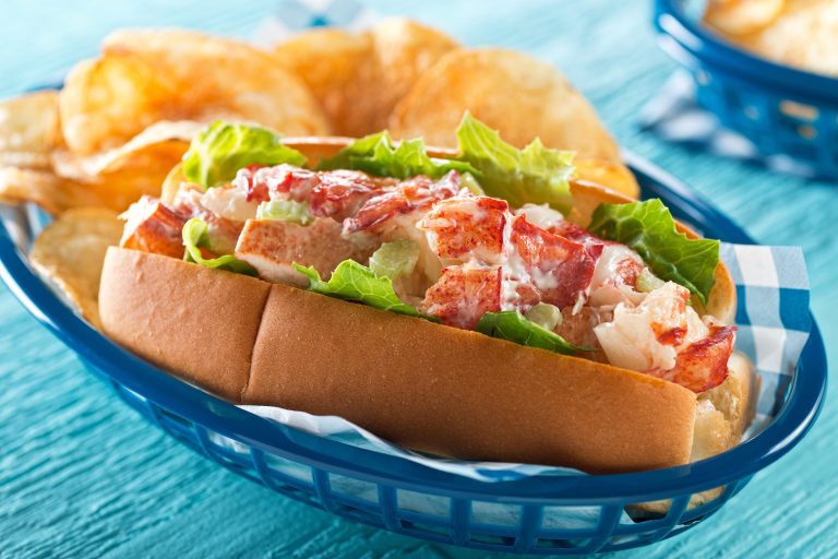 15 Famous Foods in Boston You Should Try