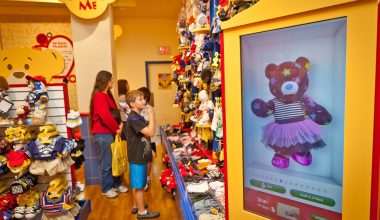 Is Build a Bear Open on Valentine's Day