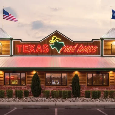 Is Texas Roadhouse Open on Valentine's Day