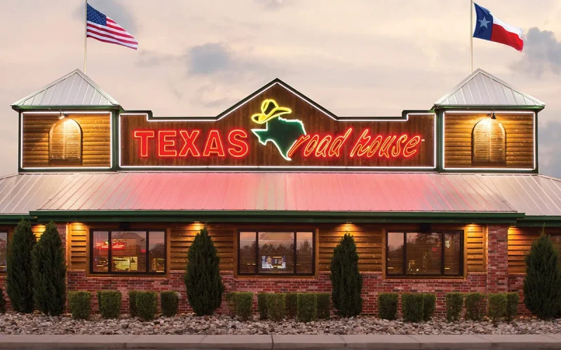 Is Texas Roadhouse Open on Valentine's Day