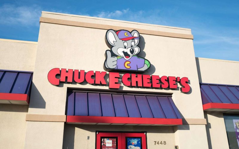 Is Chuck E. Cheese Open on Easter Sunday