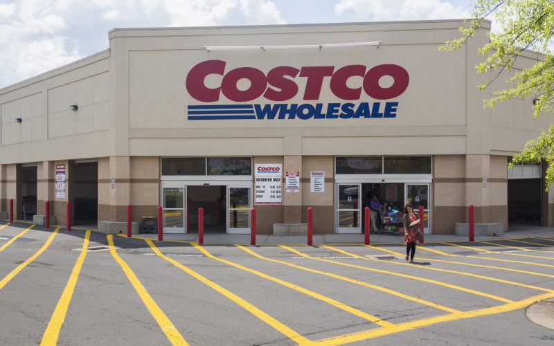 Is Costco Open on Valentine's Day