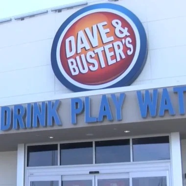 Is Dave and Busters Open on Valentine's Day