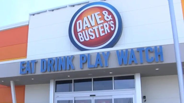 Is Dave and Busters Open on Valentine's Day