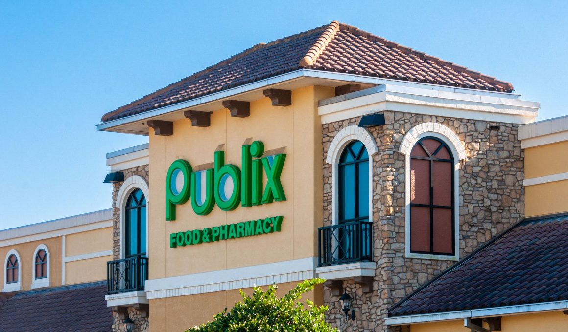 Is Publix Pharmacy Open on Valentine's Day