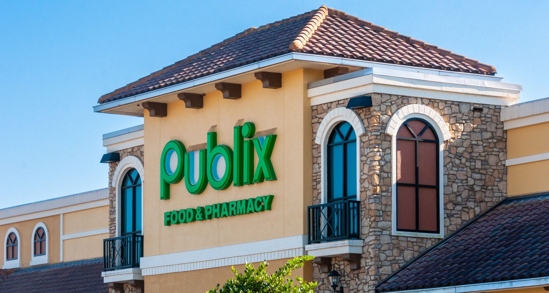 Is Publix Pharmacy Open on Valentine's Day
