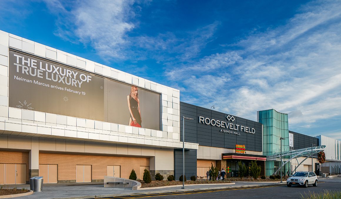 Is Roosevelt Field Mall Open on Easter Sunday