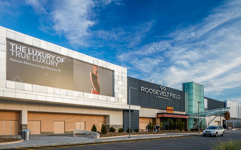 Is Roosevelt Field Mall Open on Easter Sunday